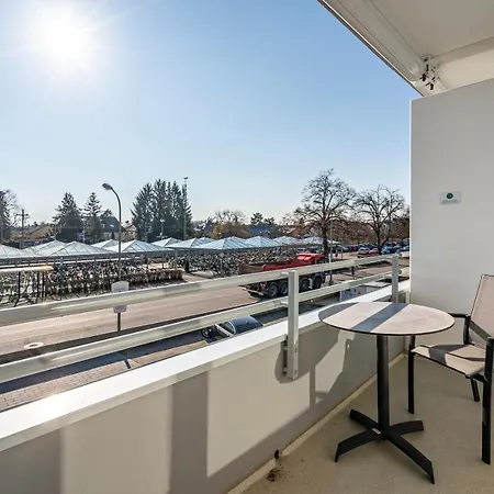 Διαμέρισμα Huber Living Basic 109 *