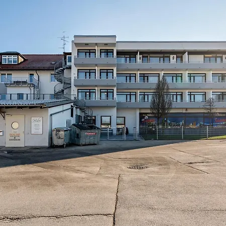 Huber Living Basic 109 Διαμέρισμα Germering